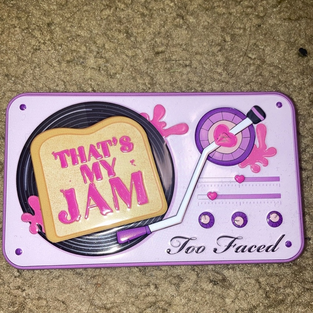 Too faced palette